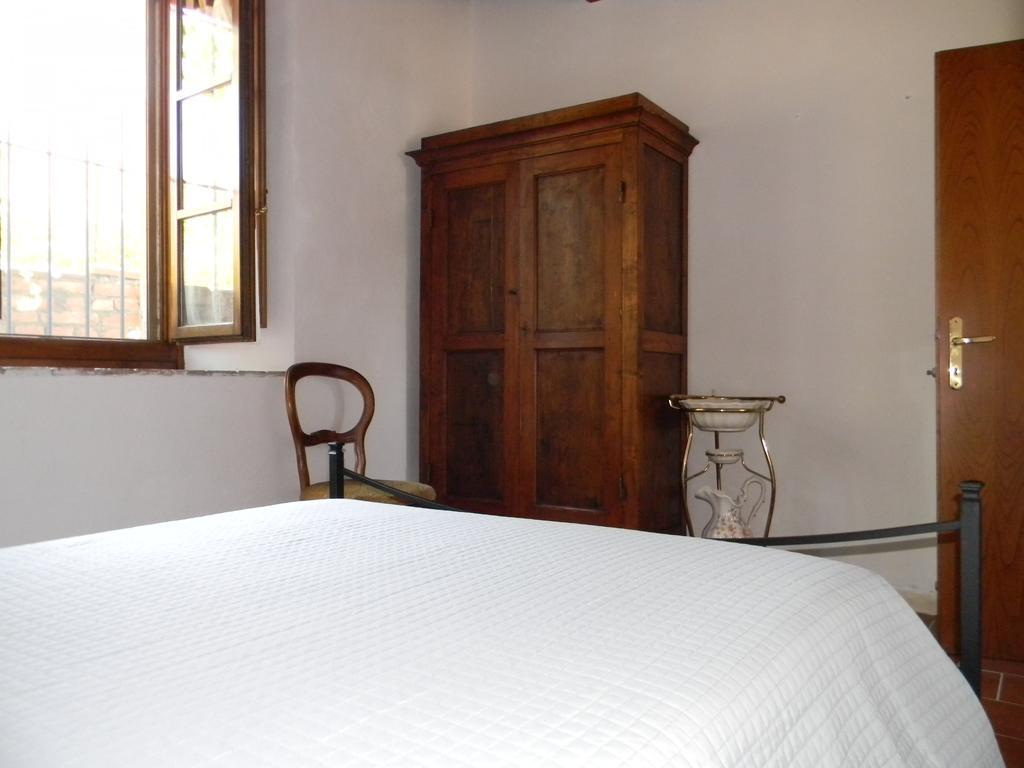 Villa Agriturismo Podere La Selva Serre Di Rapolano Exterior foto