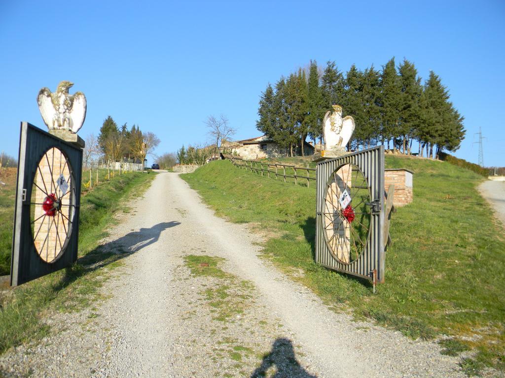 Villa Agriturismo Podere La Selva Serre Di Rapolano Exterior foto