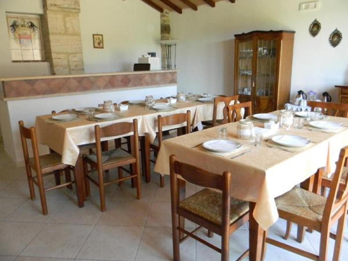 Villa Agriturismo Podere La Selva Serre Di Rapolano Exterior foto