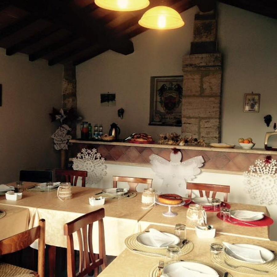 Villa Agriturismo Podere La Selva Serre Di Rapolano Exterior foto